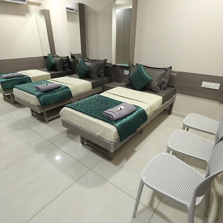 Greenotel Rooms Hazira, Сурат Экстерьер фото