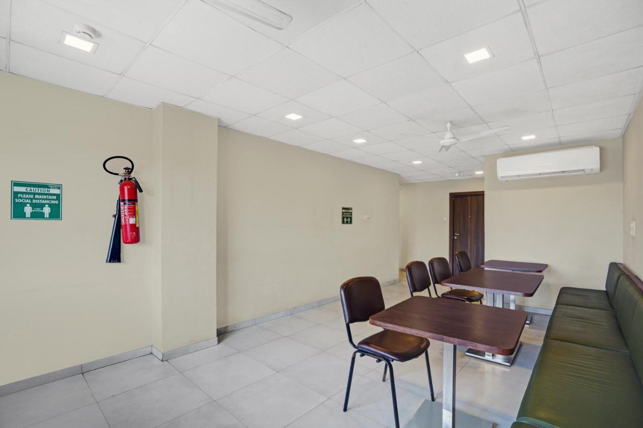 Greenotel Rooms Hazira, Сурат Экстерьер фото
