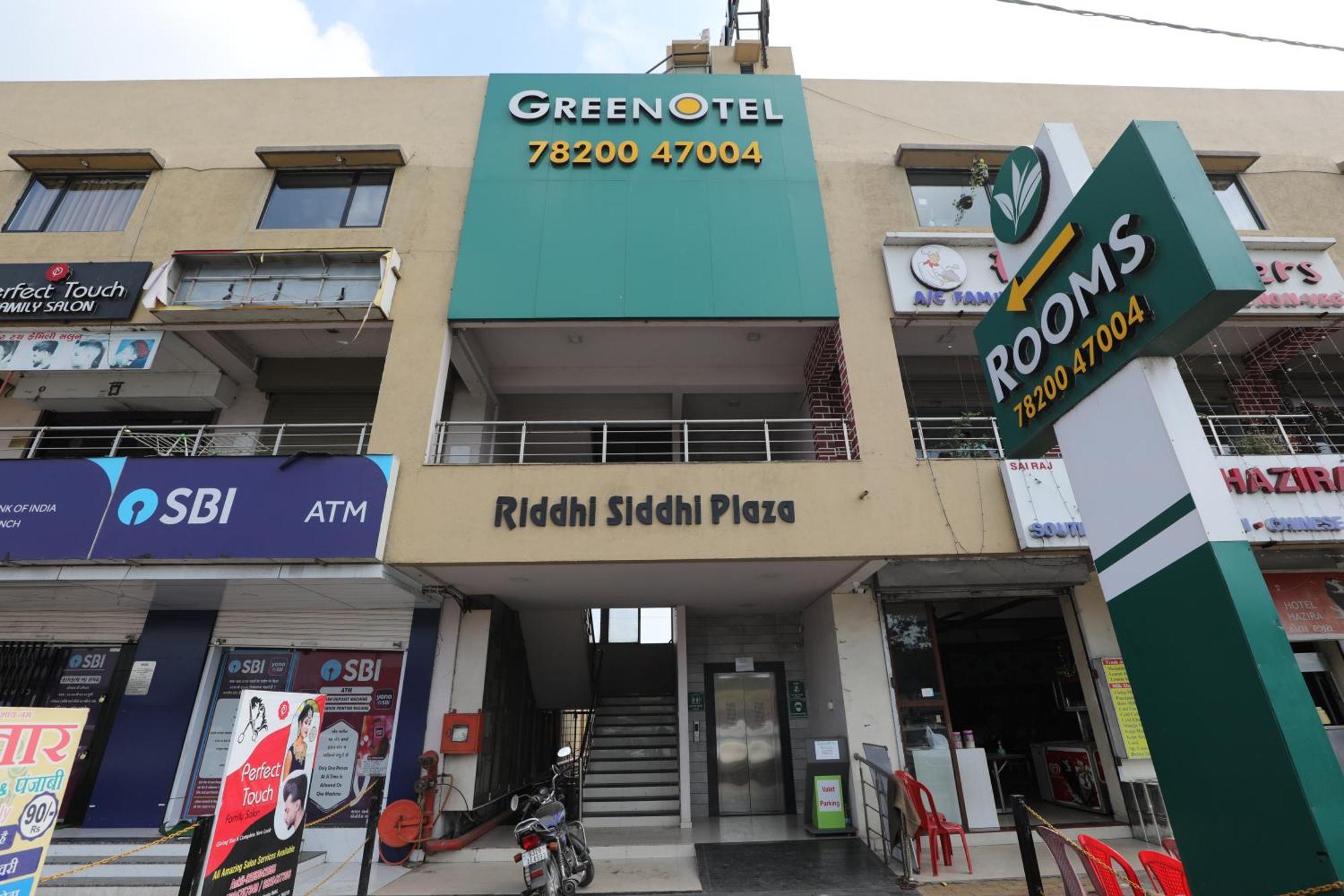 Greenotel Rooms Hazira, Сурат Экстерьер фото