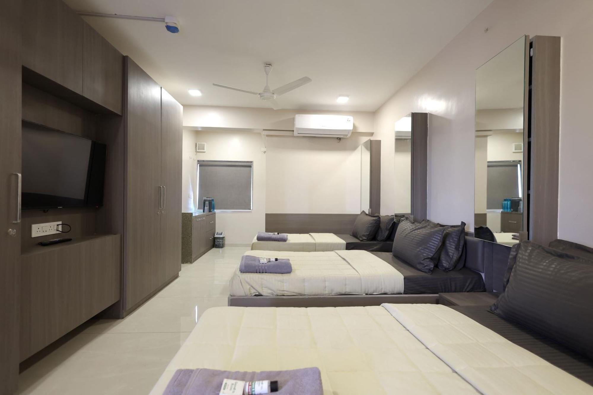 Greenotel Rooms Hazira, Сурат Экстерьер фото