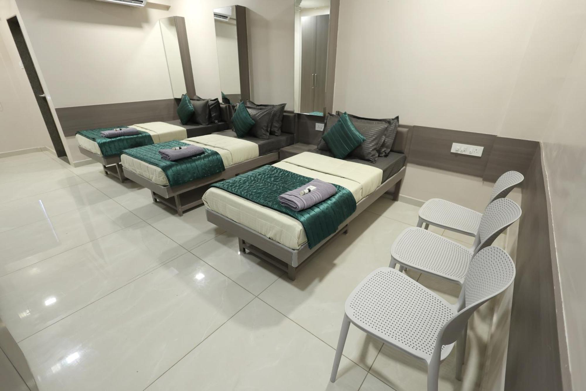 Greenotel Rooms Hazira, Сурат Экстерьер фото